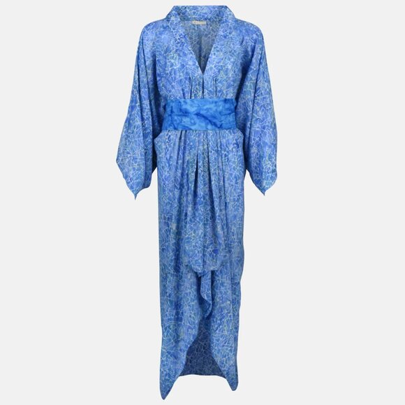 Hands to Hearts Dresses & Skirts - NWT Hands to Hearts Kimono Dress in Pinnacle Batik Print, One Size